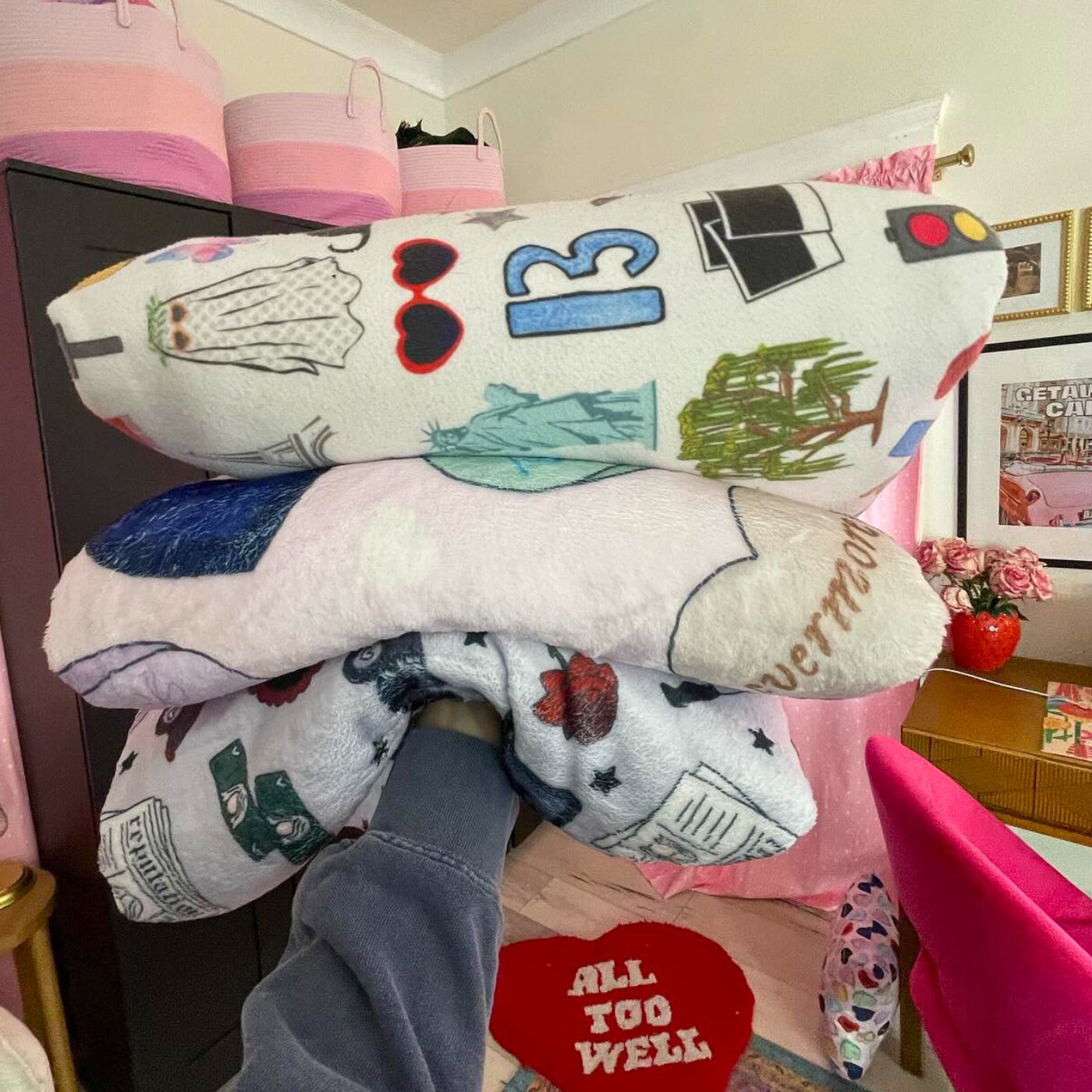 Iconic Eras Sherpa Fleece Blanket