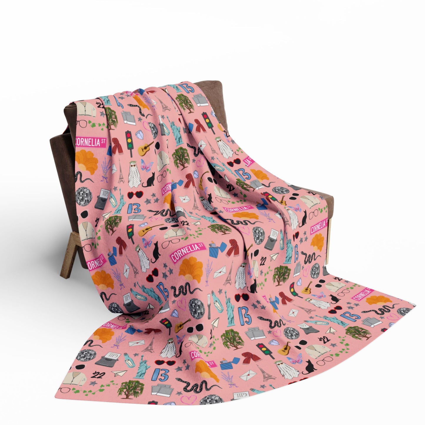 Iconic Eras Arctic Fleece Blanket - Showgirl Rouge