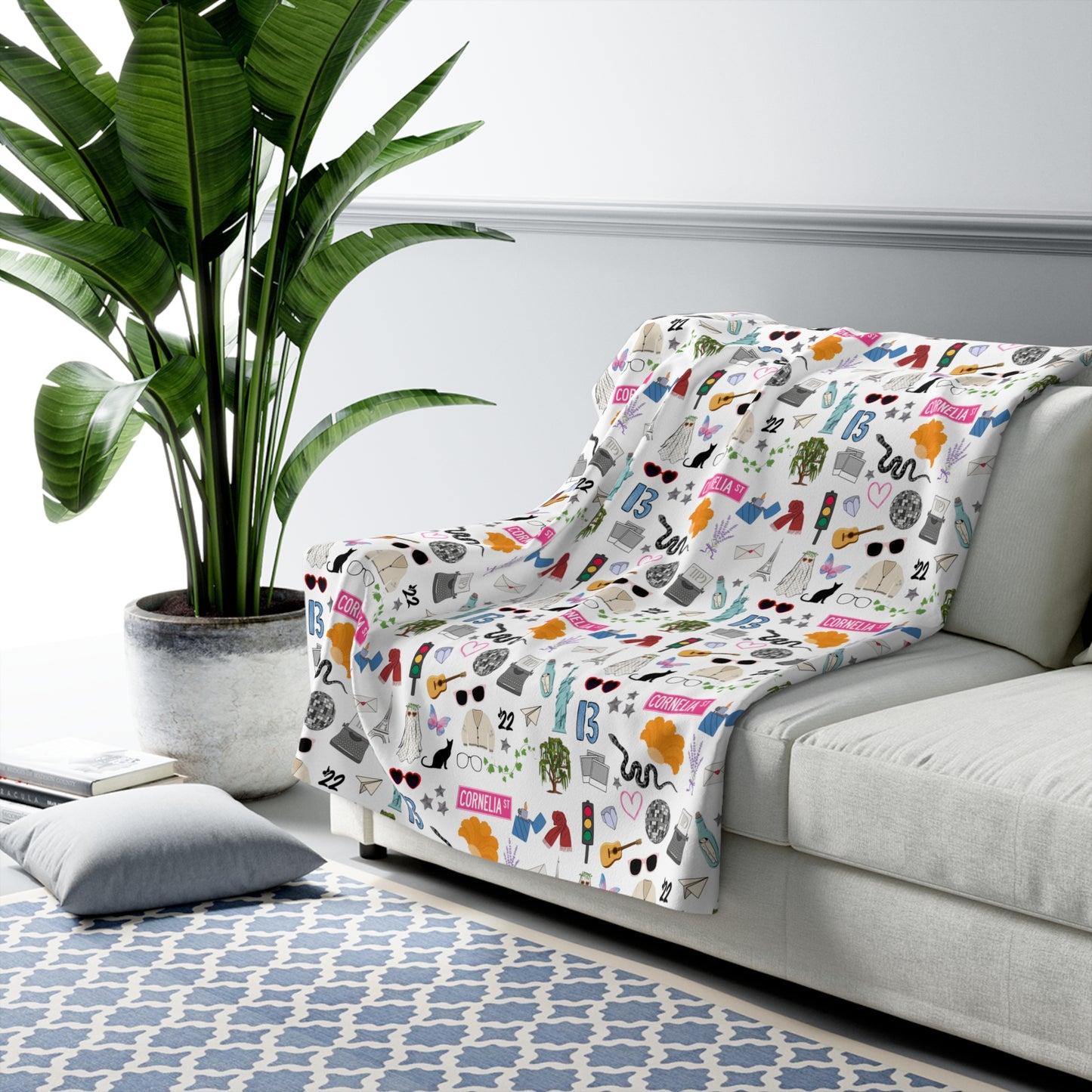 Iconic Eras Sherpa Fleece Blanket - Dazzling White