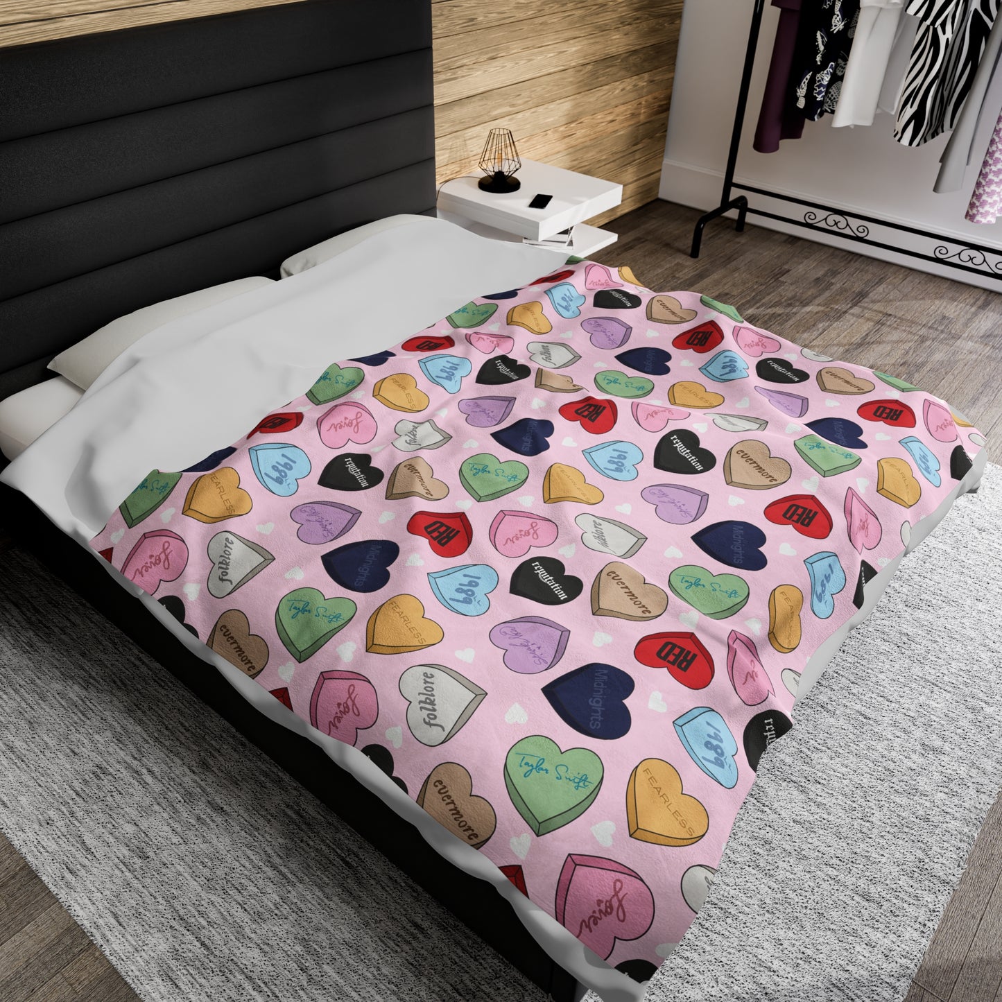 Sweetheart Era Velveteen Plush Blanket